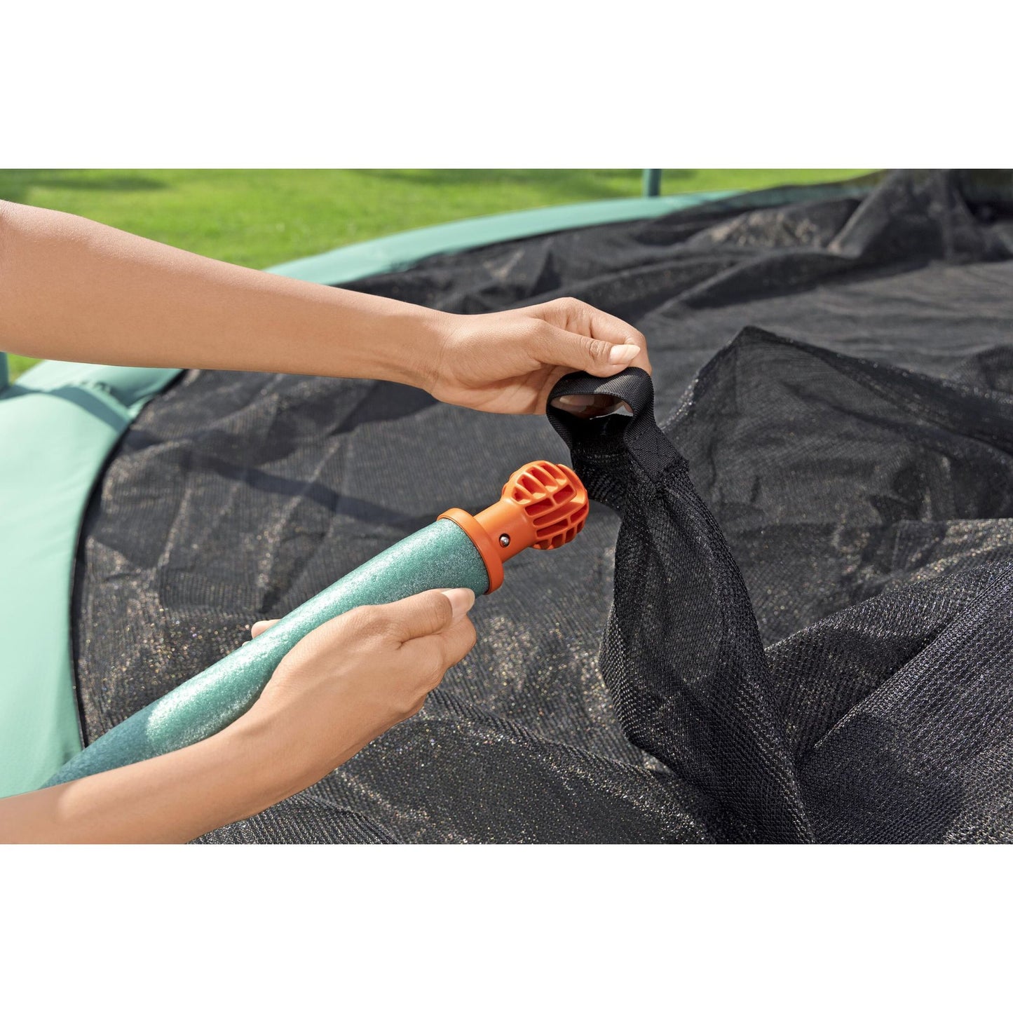 14' x 9'4.5"/4.27m x 2.86m Xtreme Air Trampoline